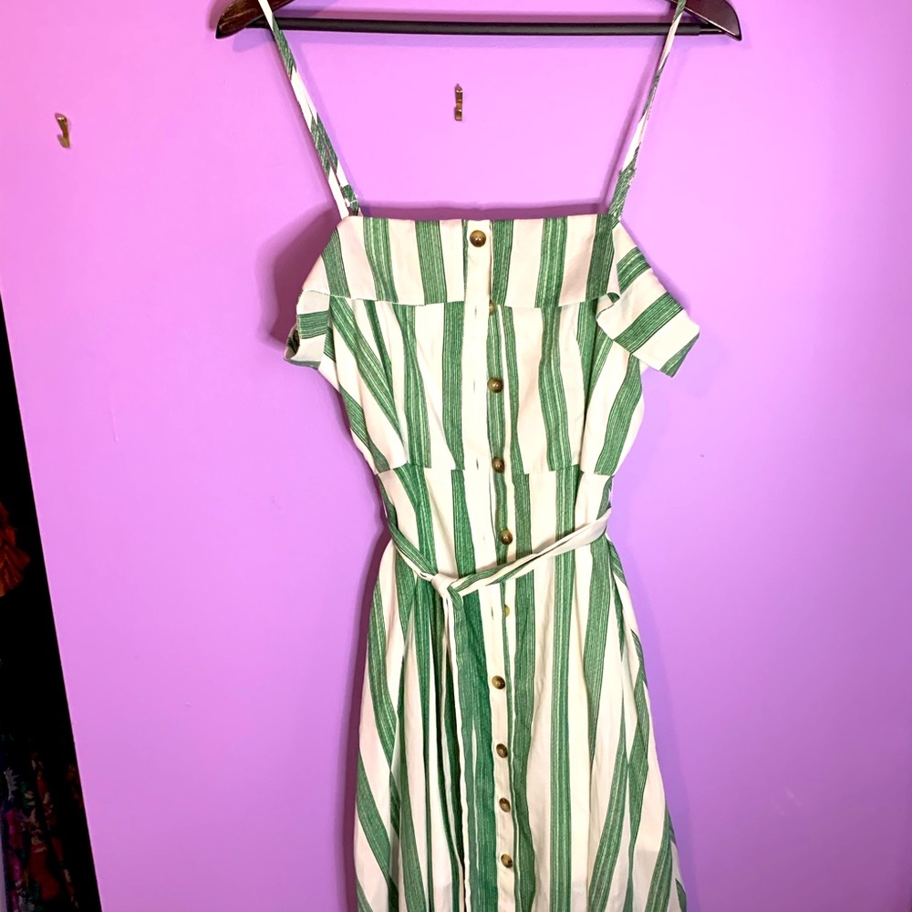Beautiful Ruffle Top Tie-back Summer Maxi Dress